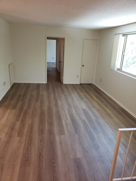Living Room - 2930 W 235th St