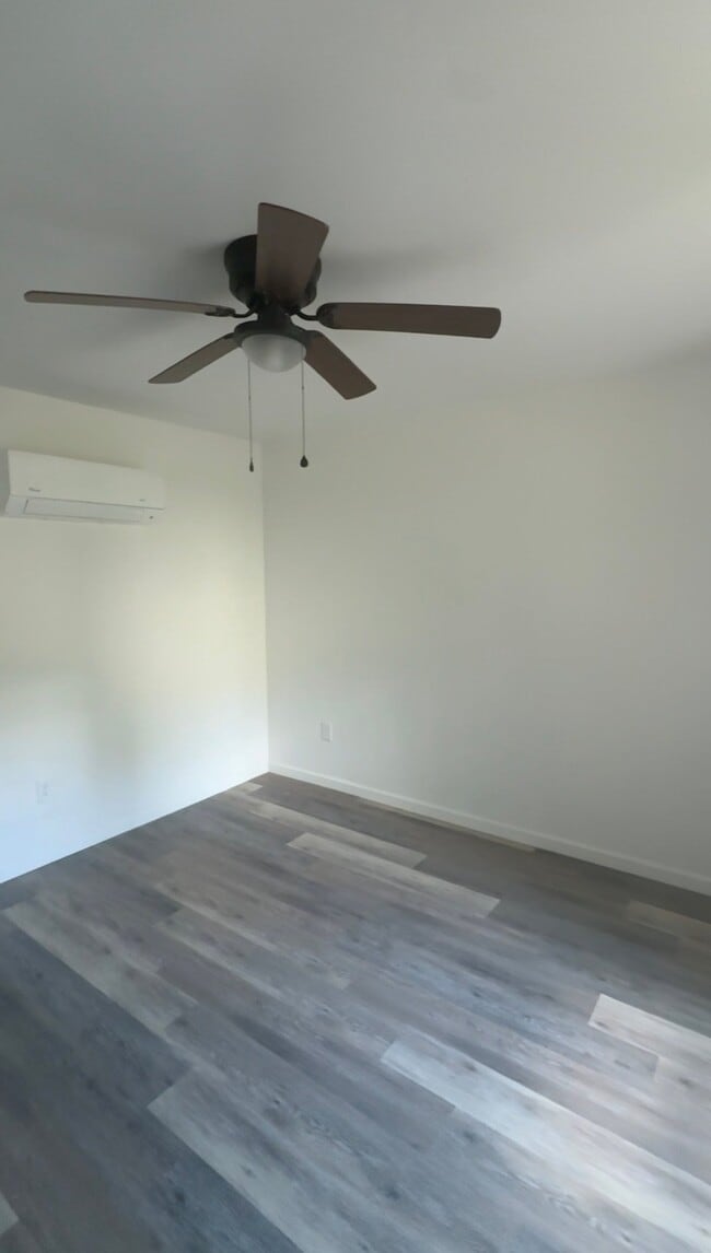 Building Photo - 659 Jena Beth Dr
