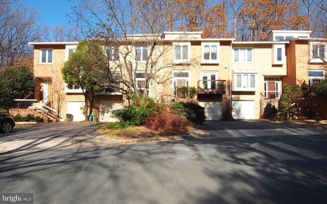 Building Photo - 10923 Whiterim Dr