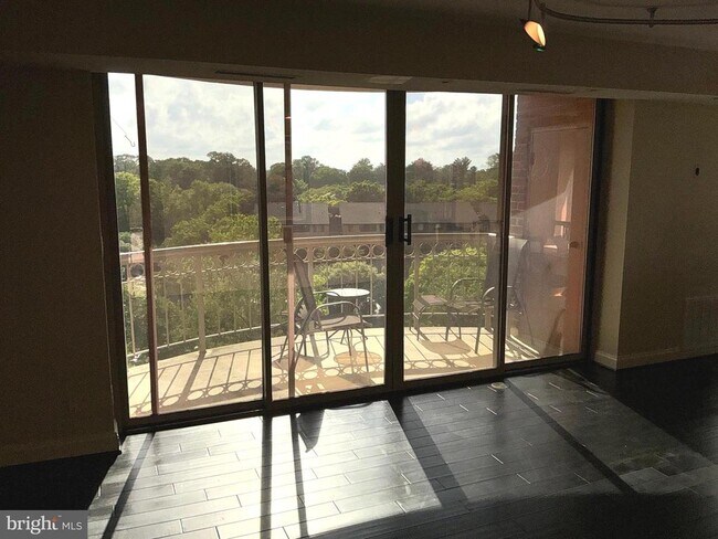 Building Photo - 5800 Nicholson Ln