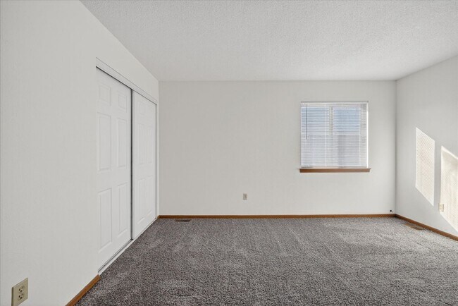 Building Photo - 2755-2761 Scarlet Oak