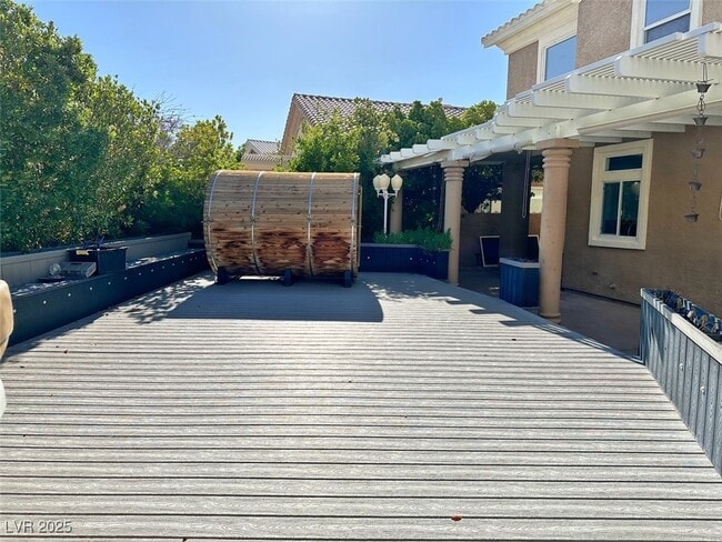 Building Photo - 8931 Lansberry Ct