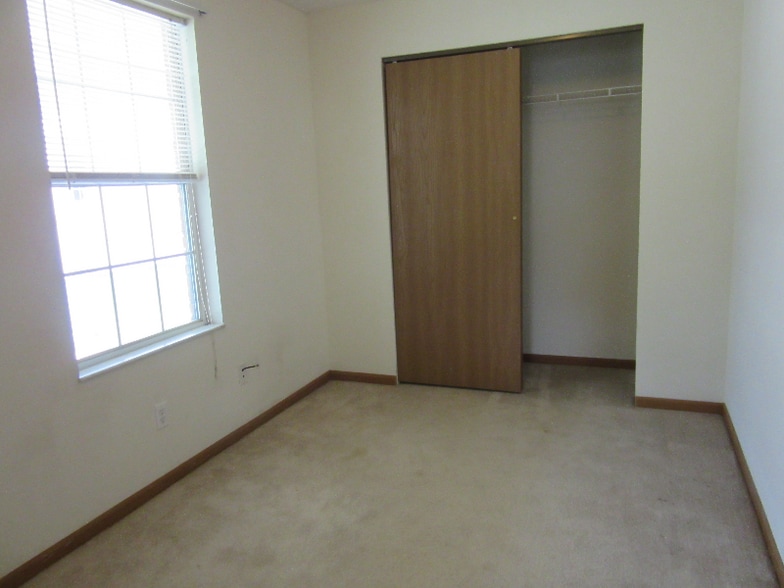 Building Photo - 4237 Auburn Rd