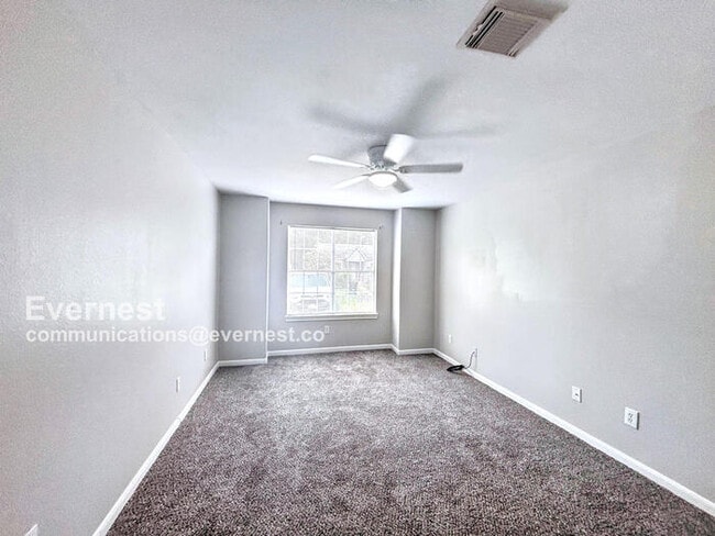 Building Photo - 2300 Abernathy St