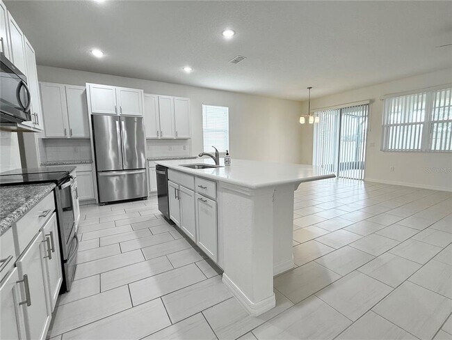 Building Photo - 12186 Sumter Dr