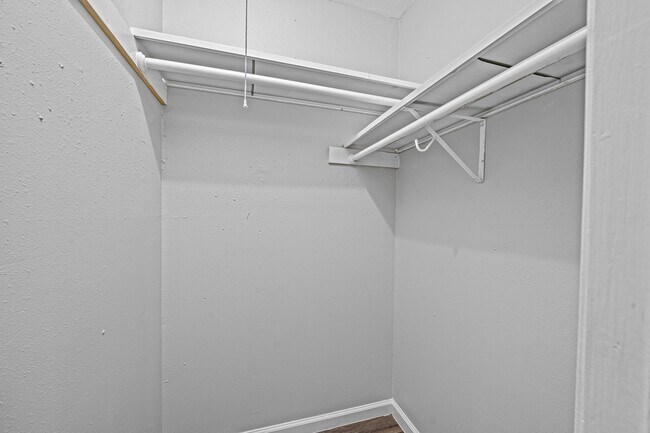 Building Photo - 8834 Brackley Ln