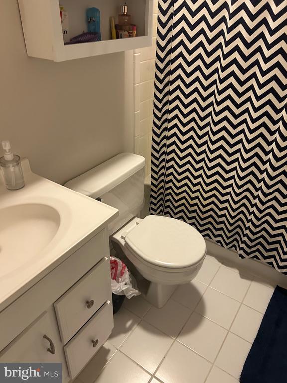 Building Photo - 5833 Pin Oak Commons Ct