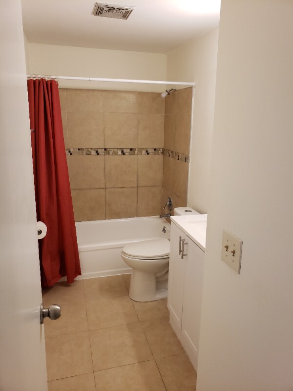 Building Photo - 4903 Catalina Dr