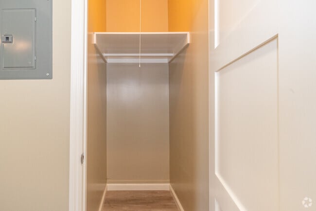 ST, 1 BA - 342 SF - Sugar Hill Apartments