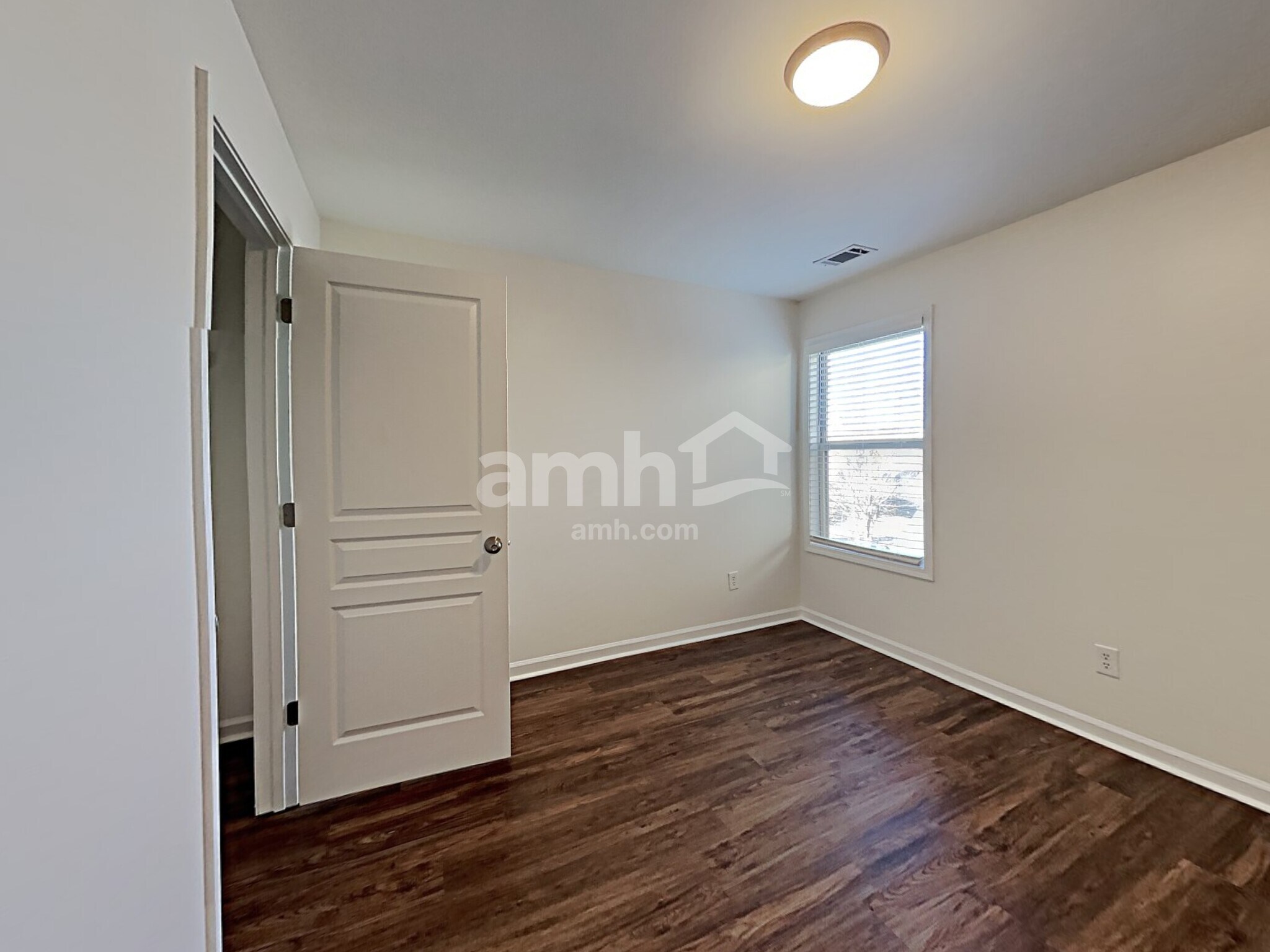 Building Photo - 1661 Stoney Chase Dr