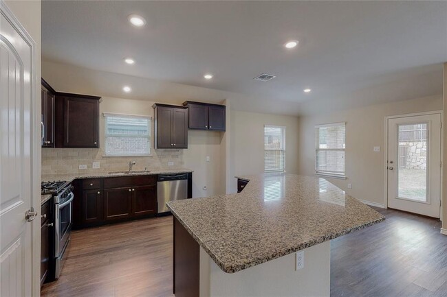 Building Photo - 2917 Colorado Dr