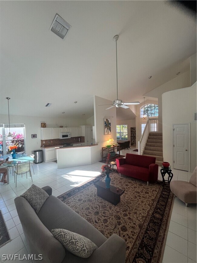 Building Photo - 8824 Ventura Way