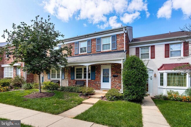 Building Photo - 546 Azalea Dr