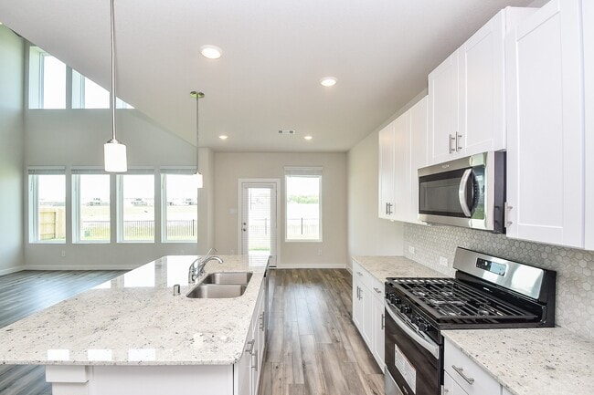 Building Photo - 5838 Wayne Wy