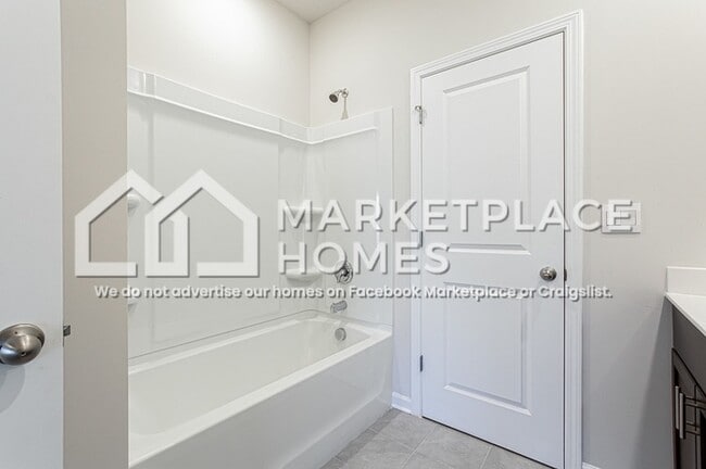 Building Photo - 389 Barley Ct