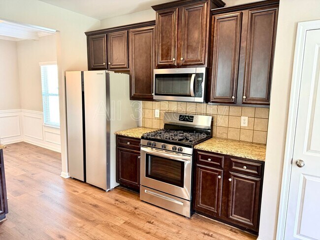 Building Photo - 7766 Flyaway Rd