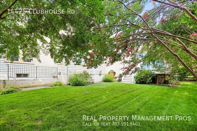 Building Photo - 14425 Clubhouse Rd
