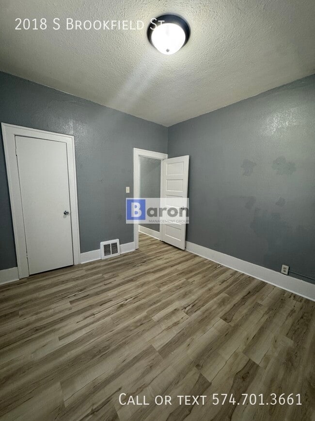 Building Photo - 2018 S Brookfield St