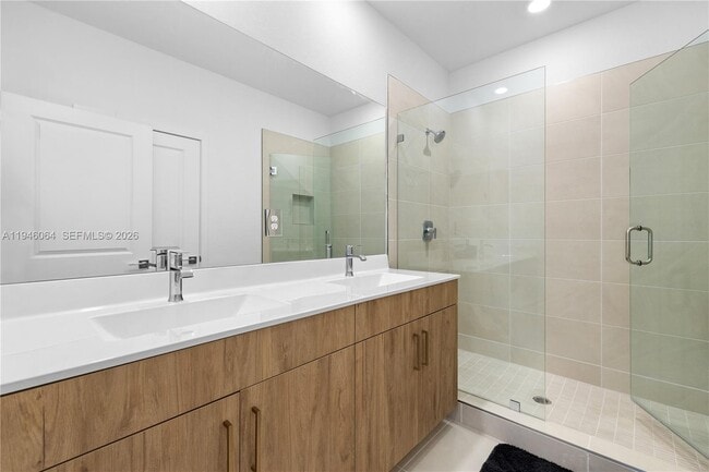 Building Photo - 131 SW 171st Terrace