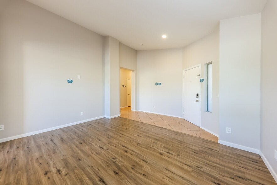 Building Photo - 3516 W Webster Ct