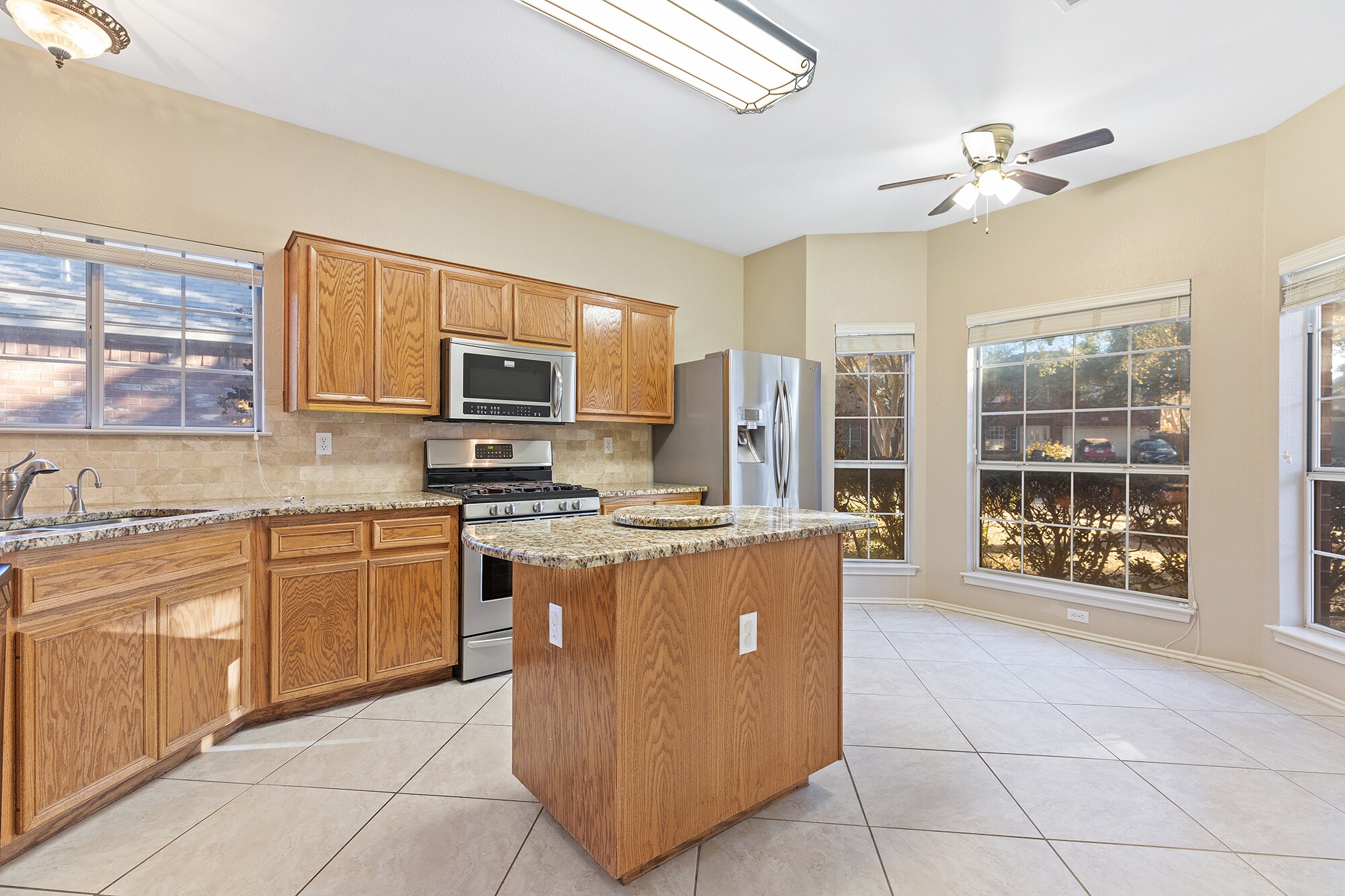 Building Photo - 9004 Brimstone Ln