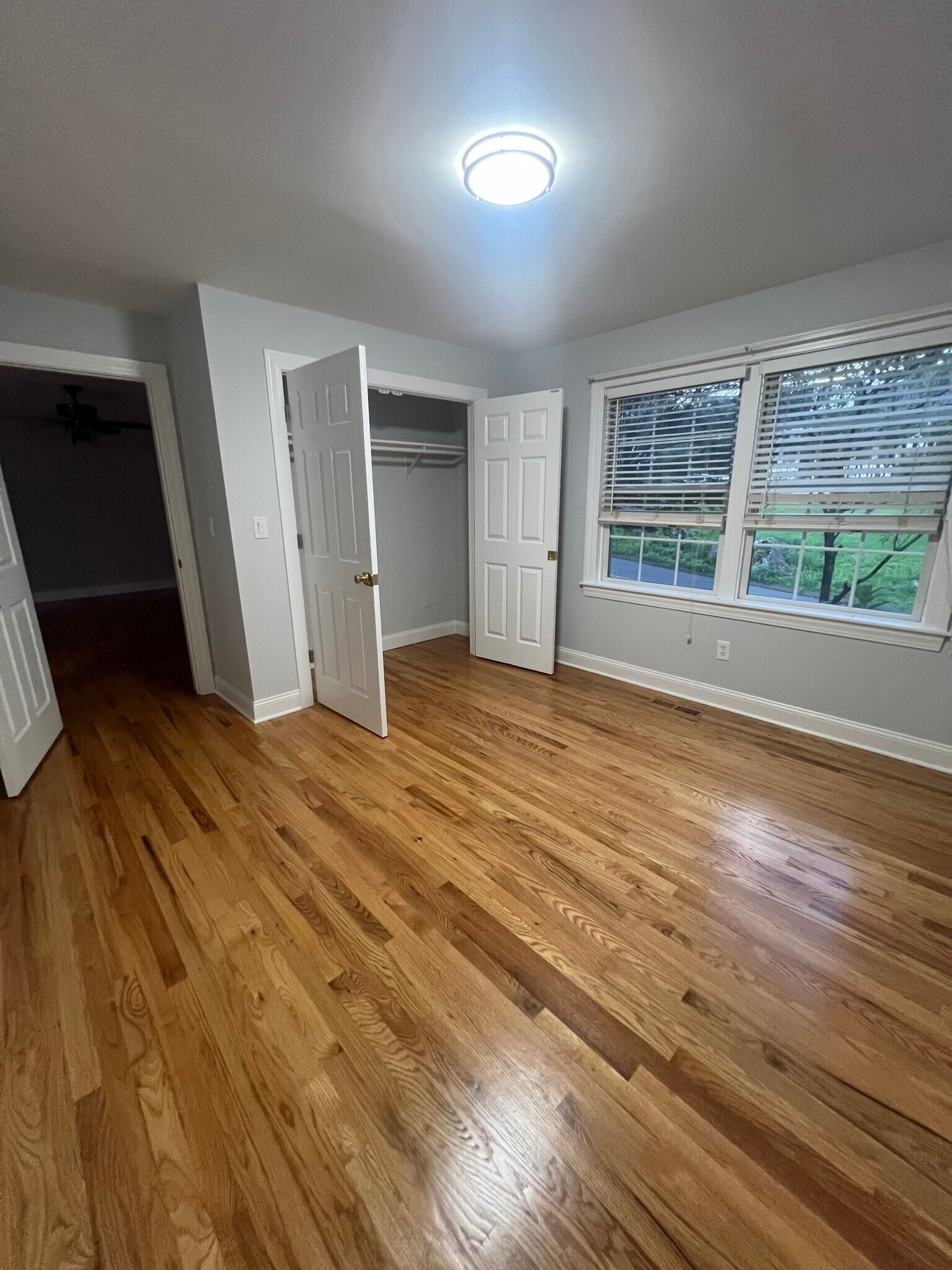 Room 2 - 24 Cross St