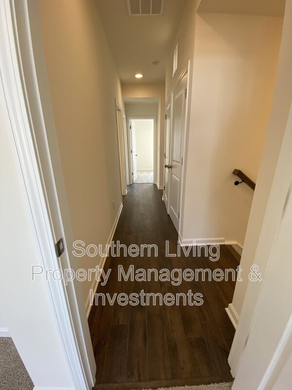 Building Photo - 13109 Simoneaux Ln