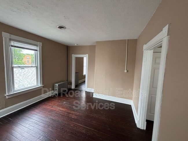 Building Photo - 1310 Shuler Ave