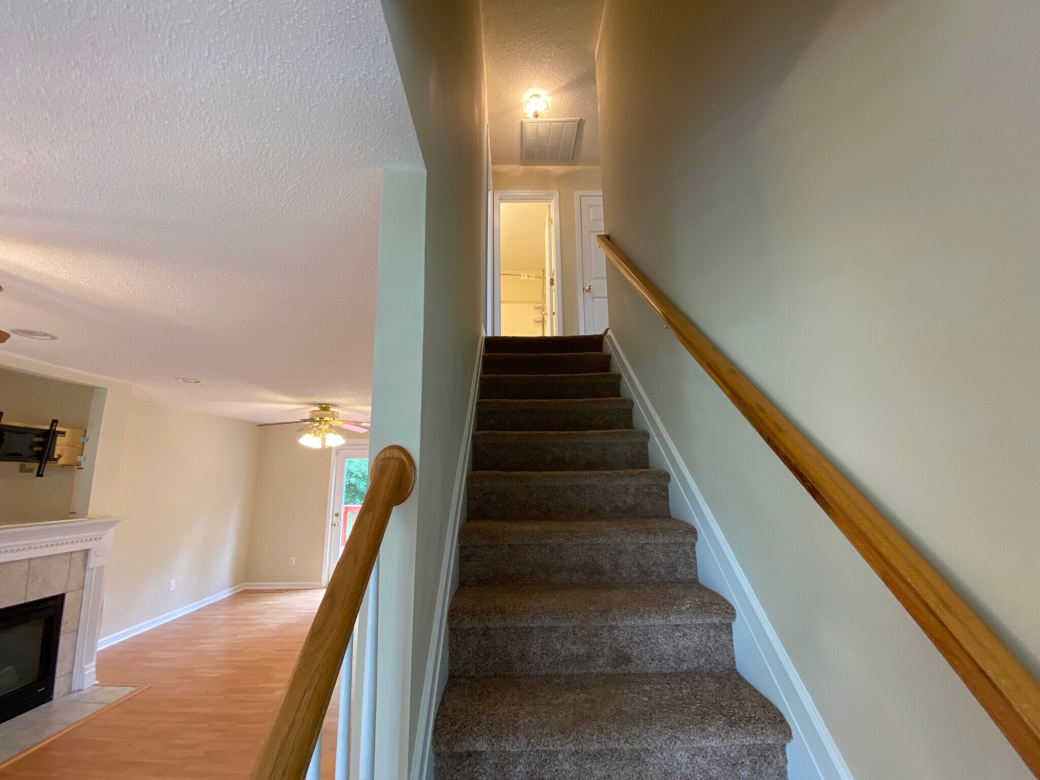 Building Photo - Room in Single Family Home on Ujamaa Dr