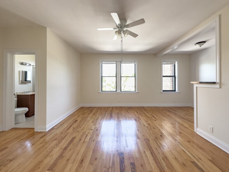 Building Photo - 348 Park Ave