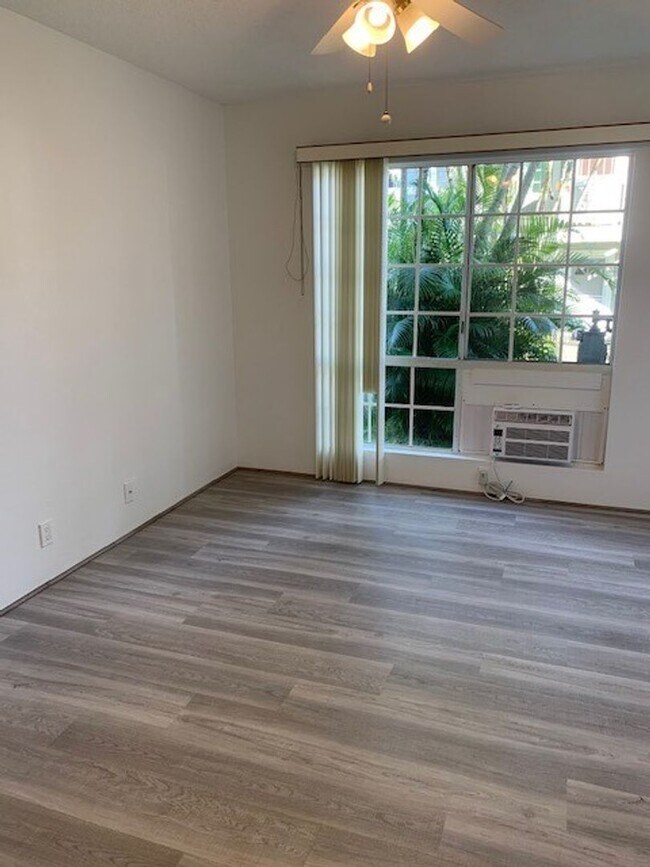 Building Photo - Haiku Point Townhouse - Ground floor 2 bedroom, 1 bath with 2 parking!