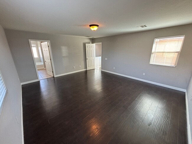Building Photo - Gorgeous 3Bed/2.5Bath, 2-Story Home located in the Aliante Area- $500 Off Move In Fees