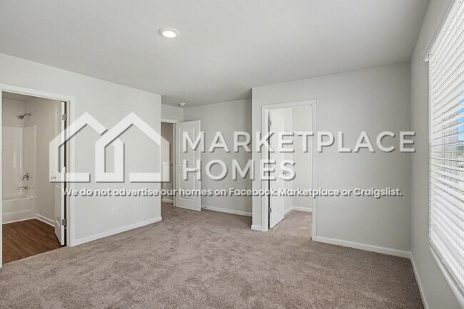 Building Photo - 274 Oakwood Dr NW