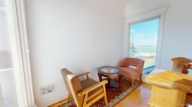 Building Photo - 750 Dune Rd