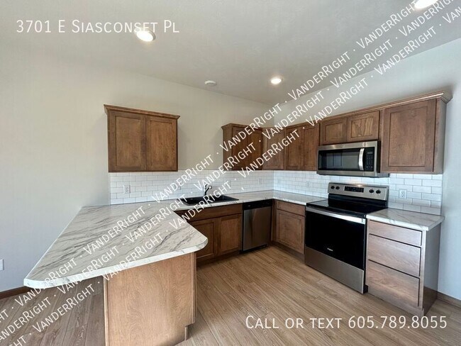 Building Photo - 3701 E Siasconset Pl