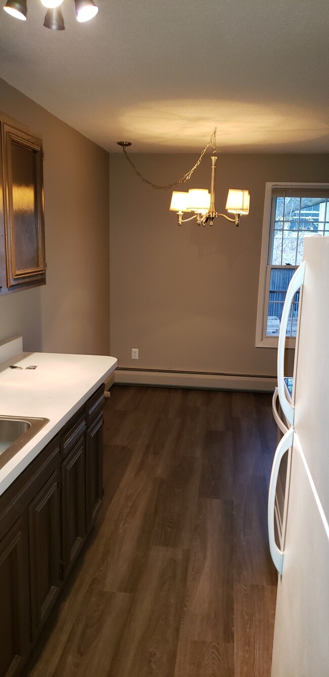 Building Photo - 924 Westbrooke Way