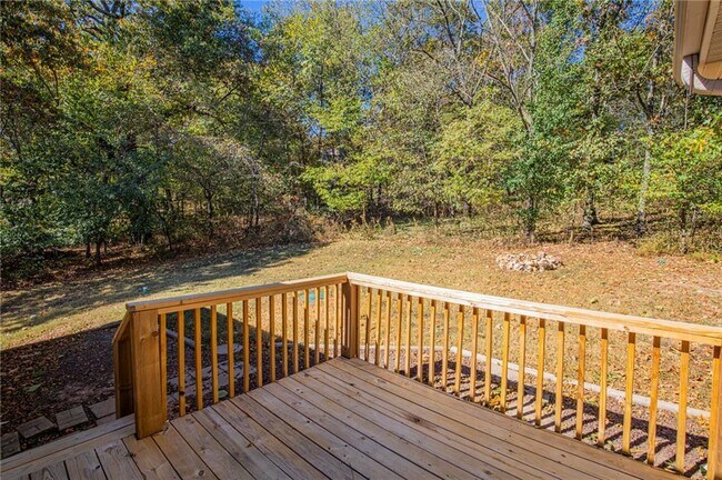 Building Photo - 41 May Ln