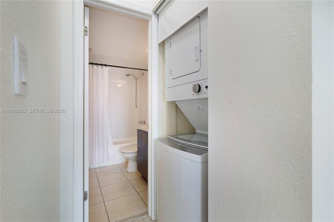 Building Photo - 10900 SW 104th St