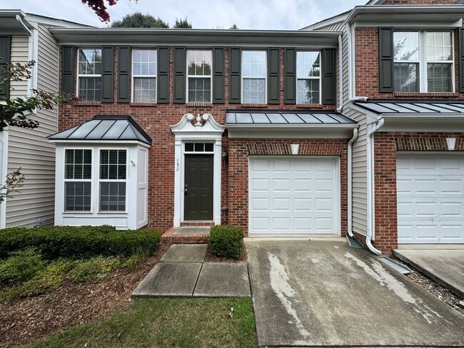 Primary Photo - 152 N Arcadian Way