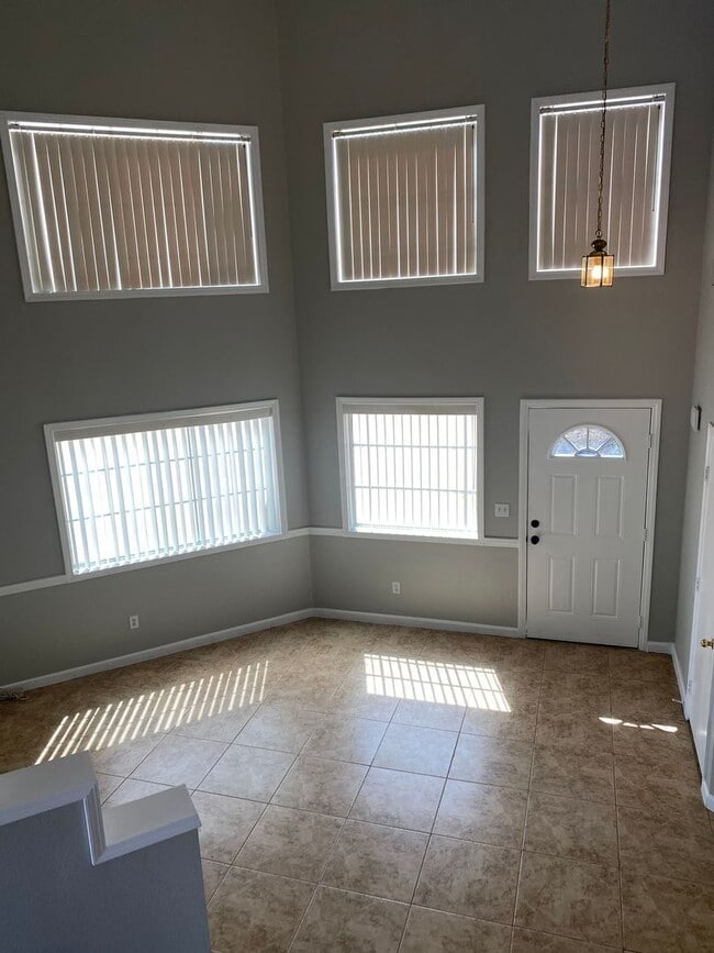 Building Photo - AMERICANA Property Mgmt - Remodeled 2 story 3 beds house in Desert Pines