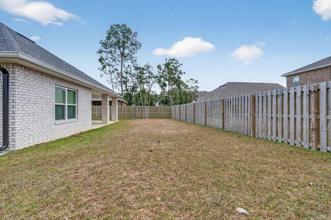 Building Photo - 93 Eagles Nest Dr