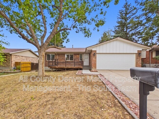 Building Photo - 2516 S Pagosa St