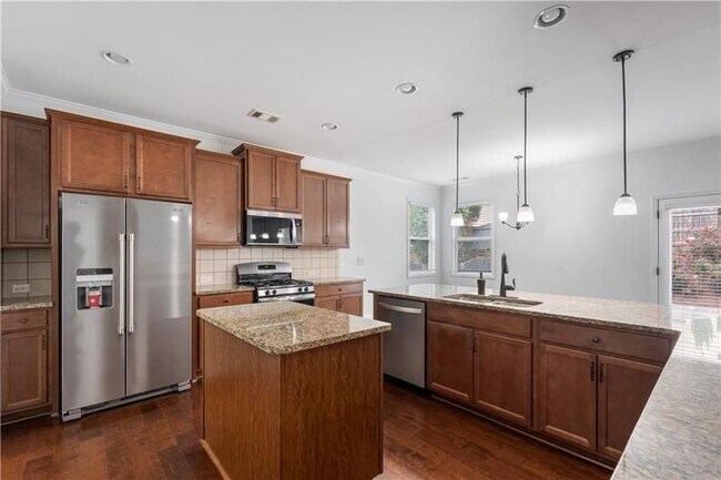 Building Photo - 2080 Redbarn Court