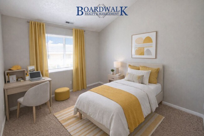 Building Photo - Beautiful 3 Bedroom Townhome End Unit in Draper!