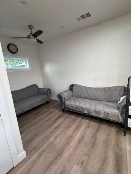 Building Photo - 4663 Deadwood Dr