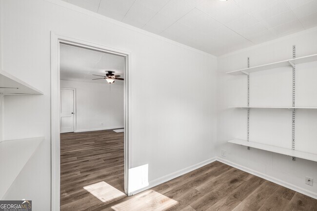 Building Photo - 1801 Crestridge Dr SE