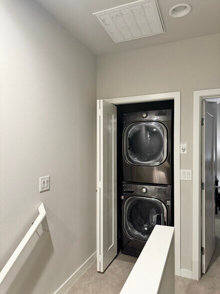 Washer and dryer - 1590 139th Ln NE