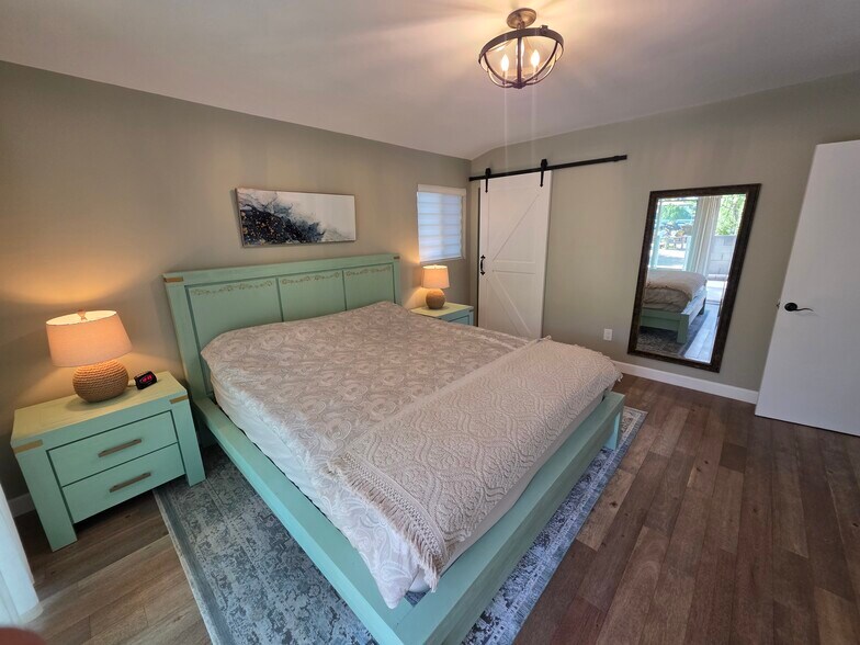 Building Photo - 9565 Dale Ave