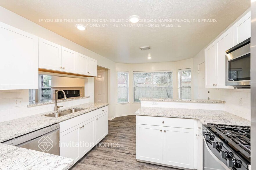 Building Photo - 3506 Chatwood Dr