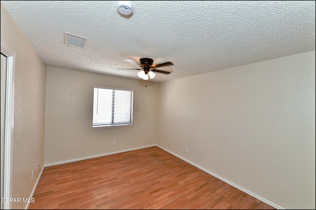 Building Photo - 11620 Laura Marie Dr